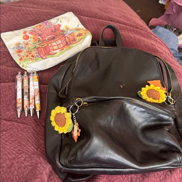 Black madewell large black leather bookbag with highland cow pens and bag main image 9